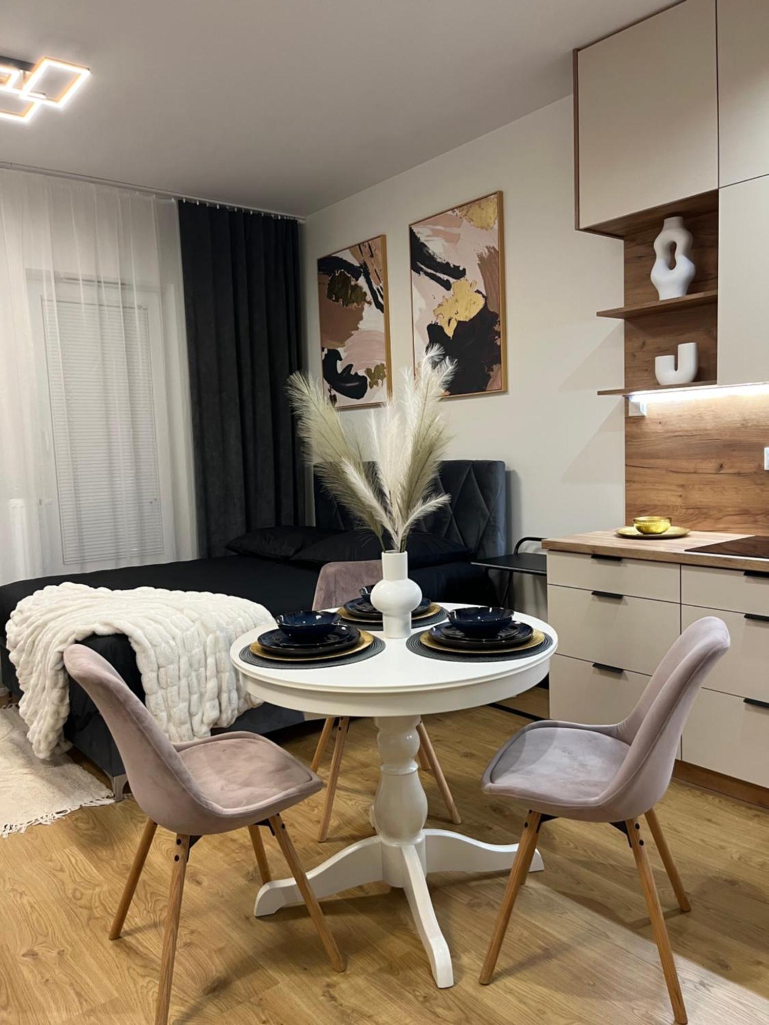 Apartament Nova Klonova Porto Kielce Zewnętrze zdjęcie